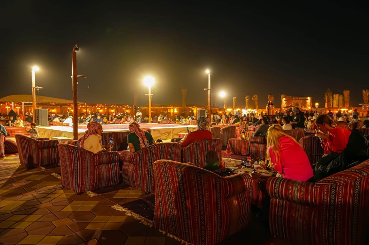 Twilight Experience – Overnight Desert & Hot Air Balloon